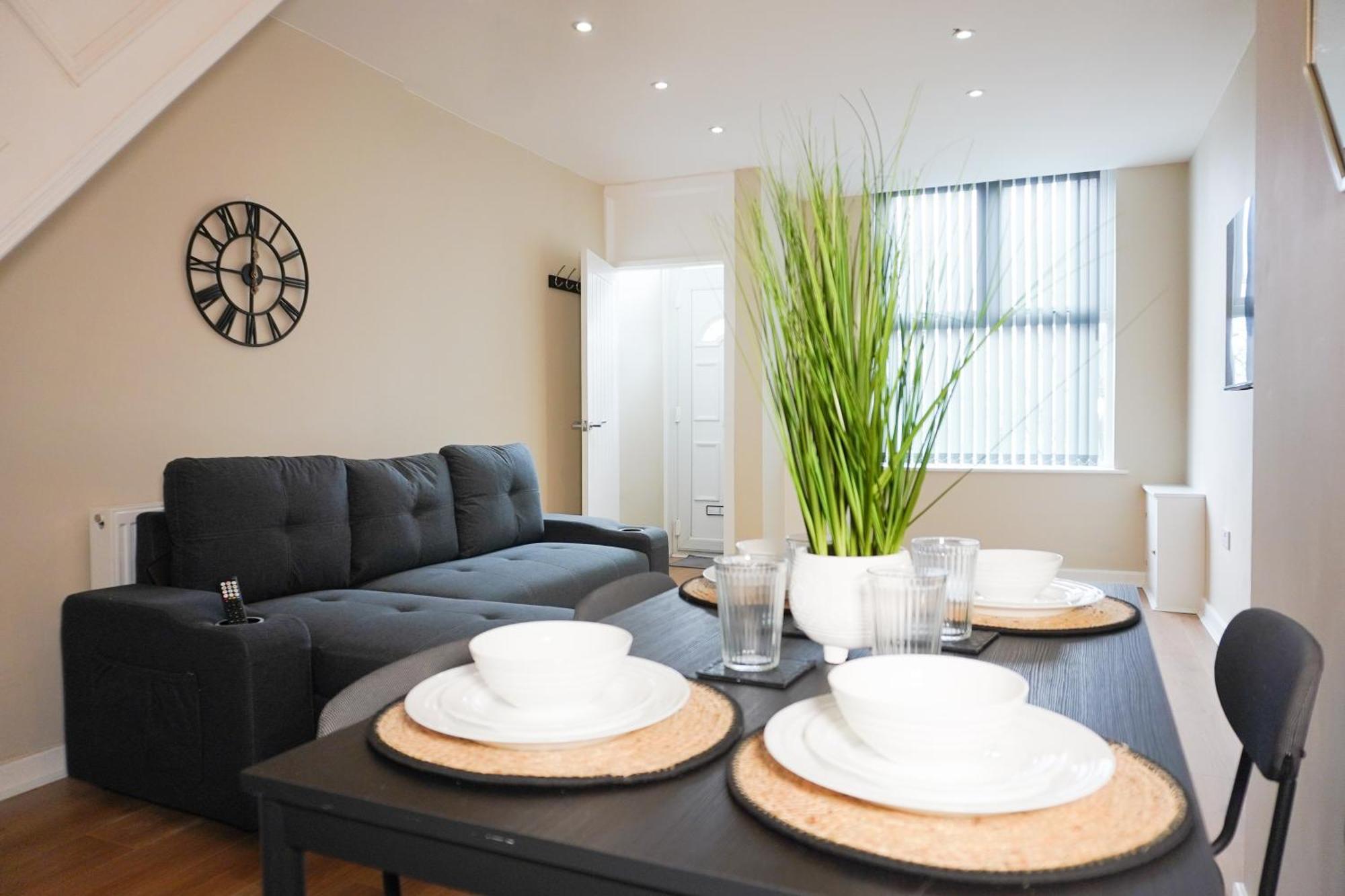 2 Bedroom House 10 Mins To City Centre & Albert Dock 리버풀 외부 사진