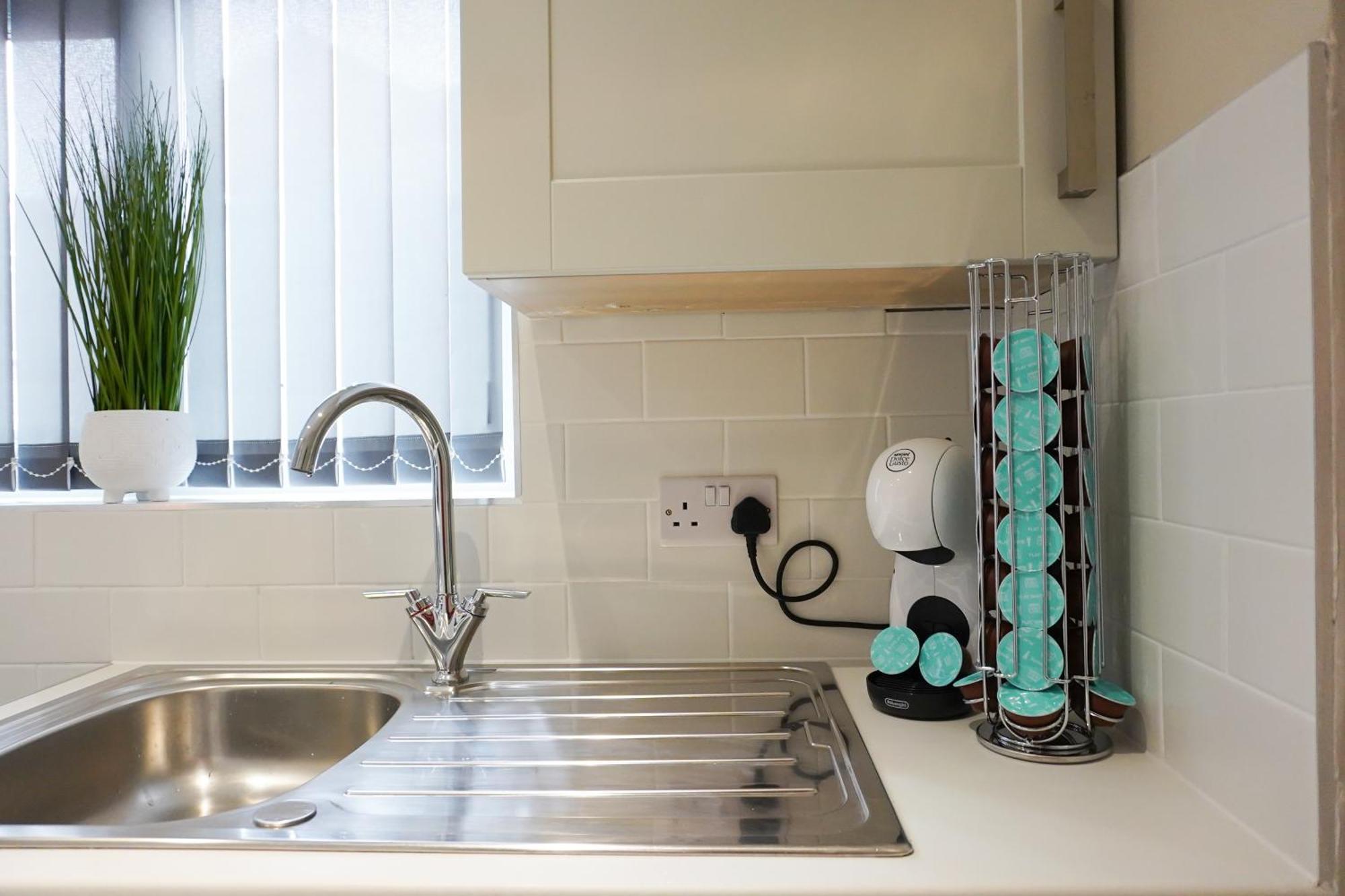 2 Bedroom House 10 Mins To City Centre & Albert Dock 리버풀 외부 사진