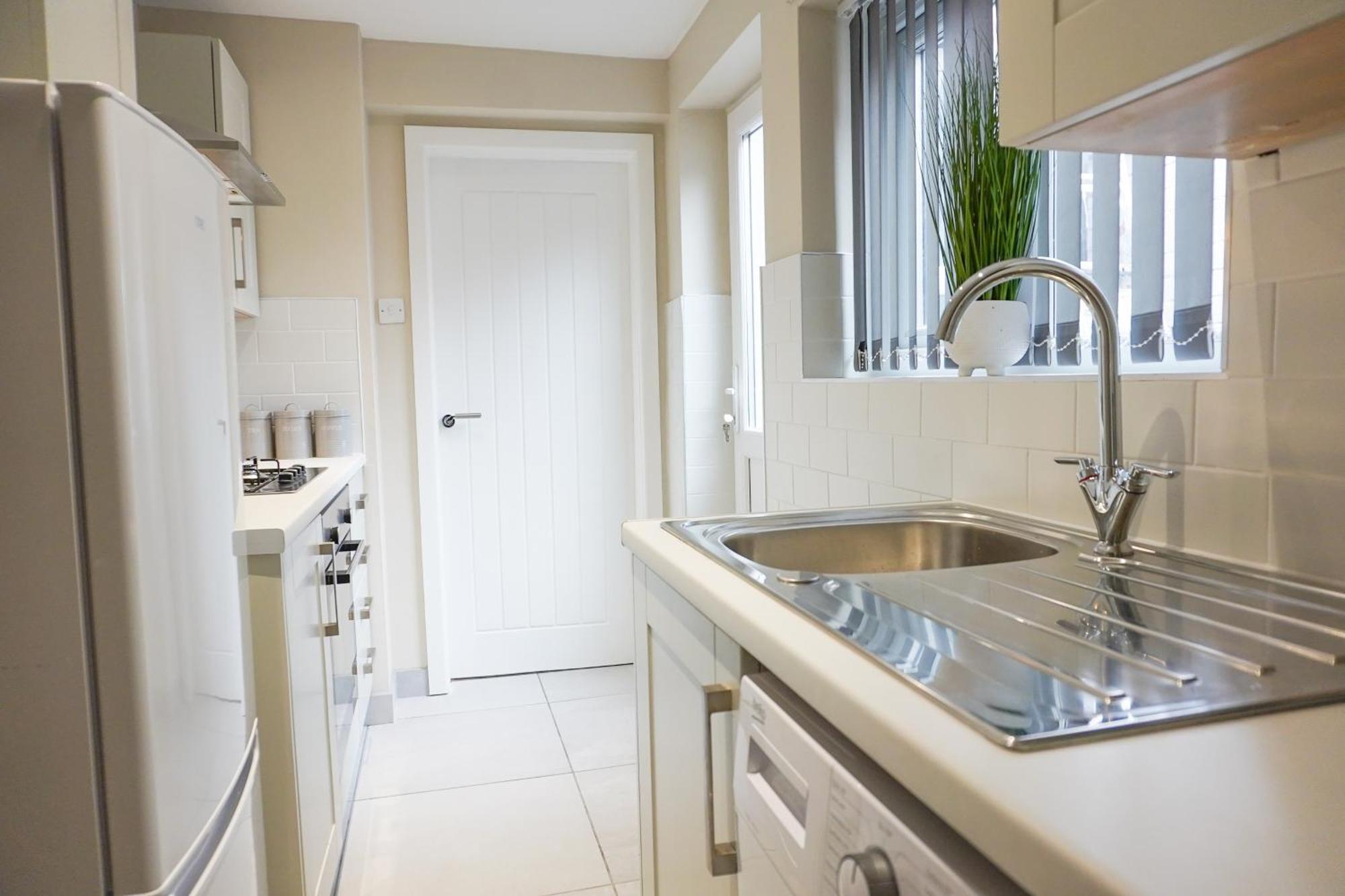 2 Bedroom House 10 Mins To City Centre & Albert Dock 리버풀 외부 사진